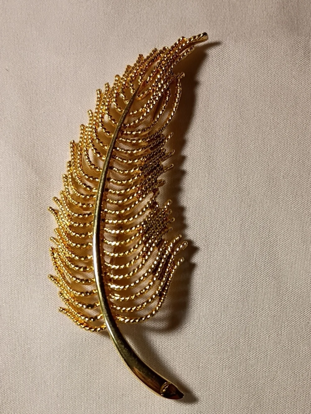 Vintage Monet Gold Tone Feather Brooch